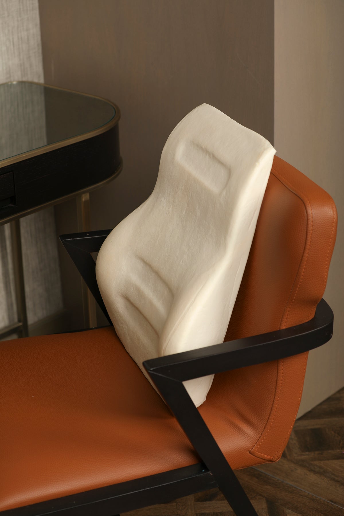 Visco Ortopedik Ergonomik Araç Bel-Sırt Yastığı 38 x 46 x 13 cm